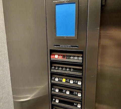 3rd image of 1506 W Grand Ave APT 3W