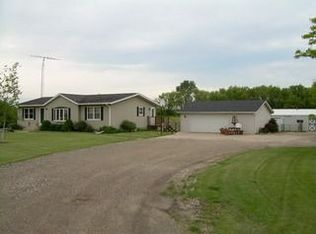18324 Old Yorkville Rd, Union Grove, WI 53182
