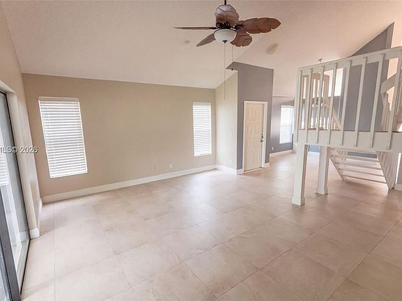 3rd image of 87 Buxton Ln