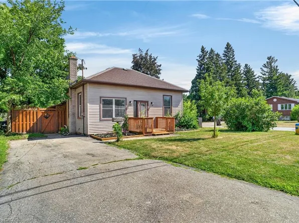23 McRae St, North Dumfries, ON N0B 1E0