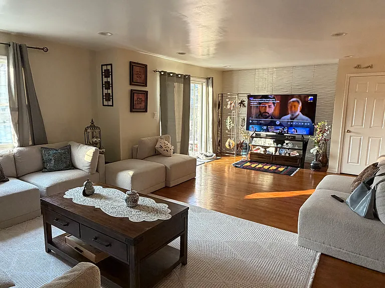 336 Murray St #1 — Photo 2