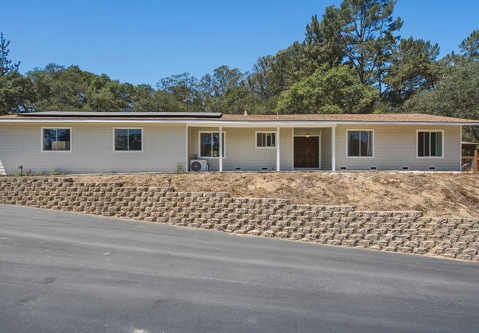 1st image of 819 Lewis Rd