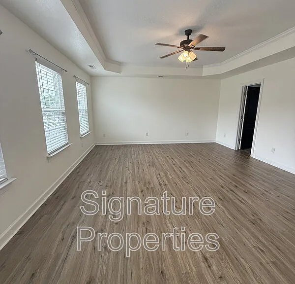 100 Sandalwood Ln — Photo 9