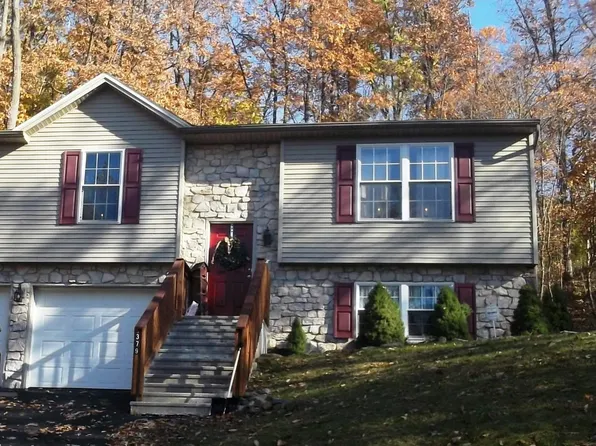 379 Lake Rd, Spring Grove, PA 17362