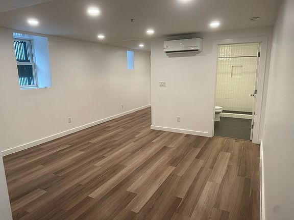4th image of 840 Van Ness Ave Floor 2