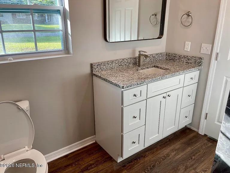 7018 Bonnie Brae Ln — Photo 13