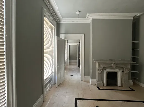 161 Benefit St APT 5, Providence, RI 02903