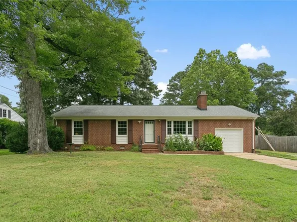 109 Brook Ln, Yorktown, VA 23692