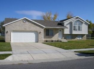 208 N 1660 W, West Pt, UT 84015
