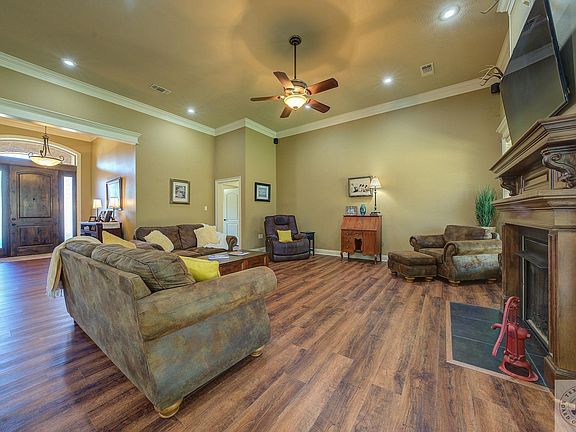 5th image of 3 Whitney Cir