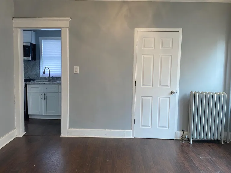 44 Arlington Ave — Photo 8