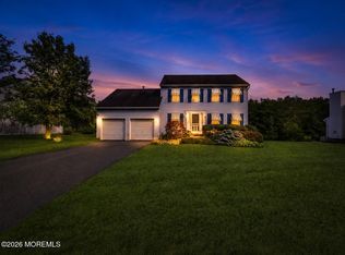 7 Dove Mill Cres, Jackson, NJ 08527