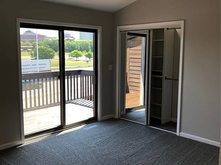 359 Lakefront Blvd — Photo 10