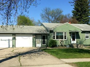 231 7th Ave SE, Mayville, ND 58257