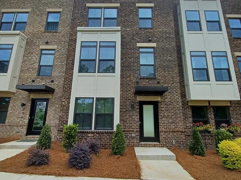 238 Russell Branch Ln #238 — Photo 1