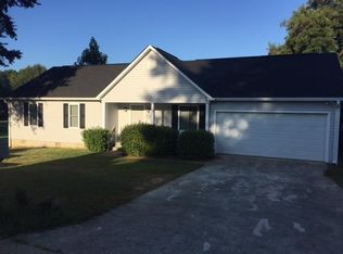 202 Eric Dr, Bonaire, GA 31005