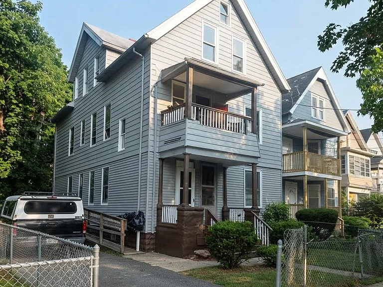 449 Dixwell Ave #3 — Photo 11