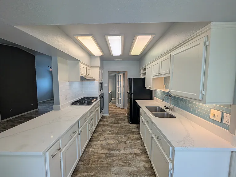 2703 Running Brook Ln — Photo 4