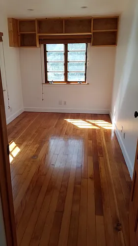 3445 Montrose Ave Photo 1