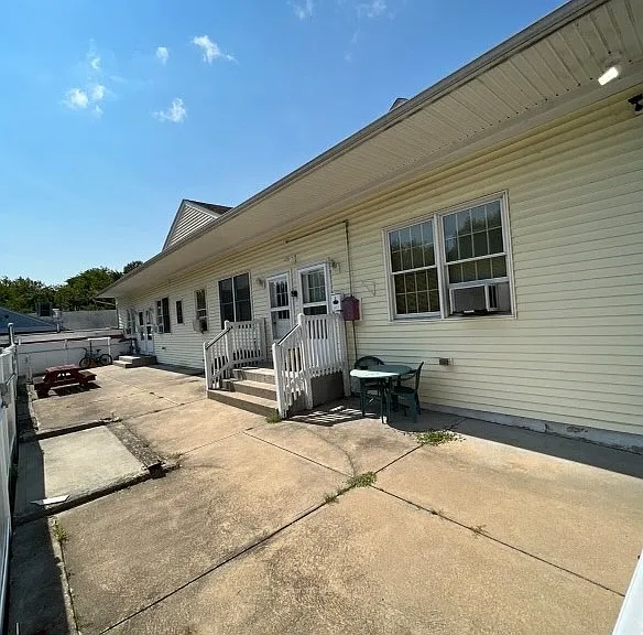 1855 S County Trl #E — Photo 1