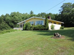 11 Cottage Rd, Weare, NH 03281