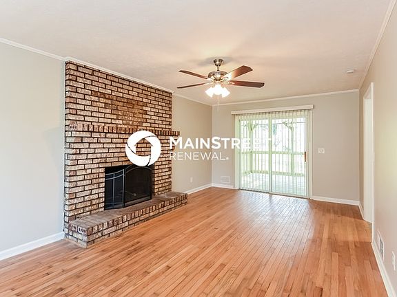 2nd image of 5613 Woodland Dr
