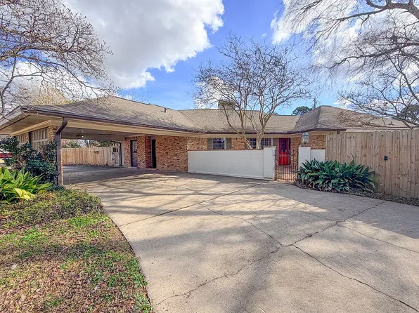 110 Alleman Dr, Lafayette, LA 70506