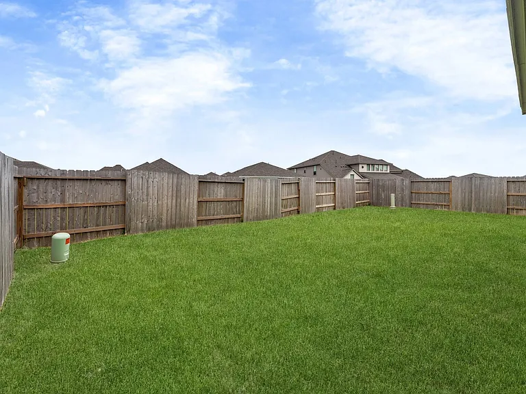 21215 Palm Arbor Dr — Photo 30