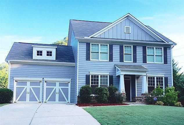 2nd image of 272 Rosemont Park Ln