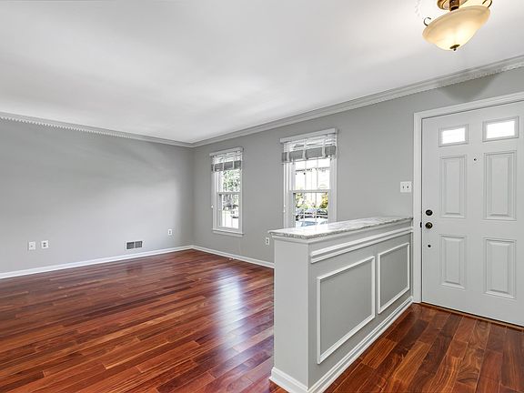3rd image of 7949 Yancey Dr