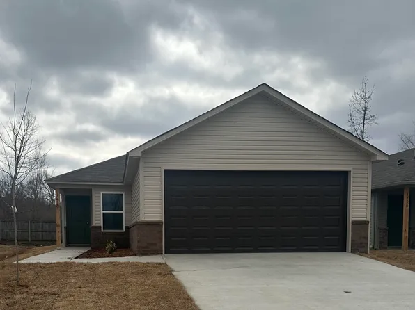 10716 Mason Dr, North Little Rock, AR 72113