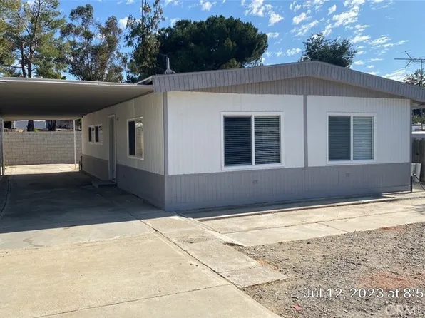 17086 Esperanza Dr, Perris, CA 92570