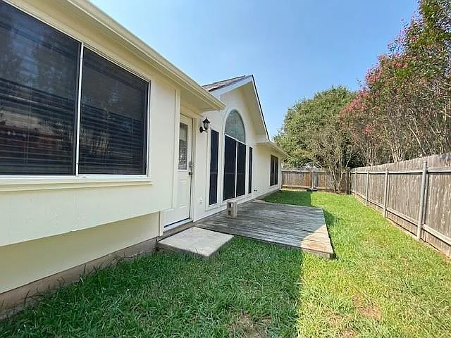 1512 Lorson Loop — Photo 29