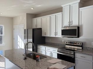 89 Tumblehome Rd, Inwood, WV 25428