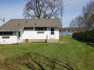 612 Fishermans Wharf, Horton, MI 49246