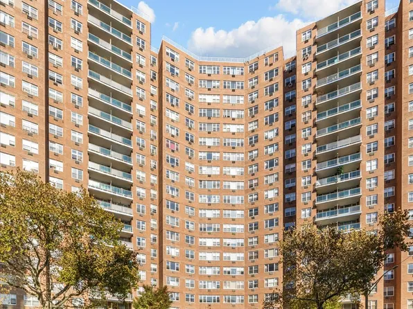 1655 Flatbush Avenue image 21 of 23