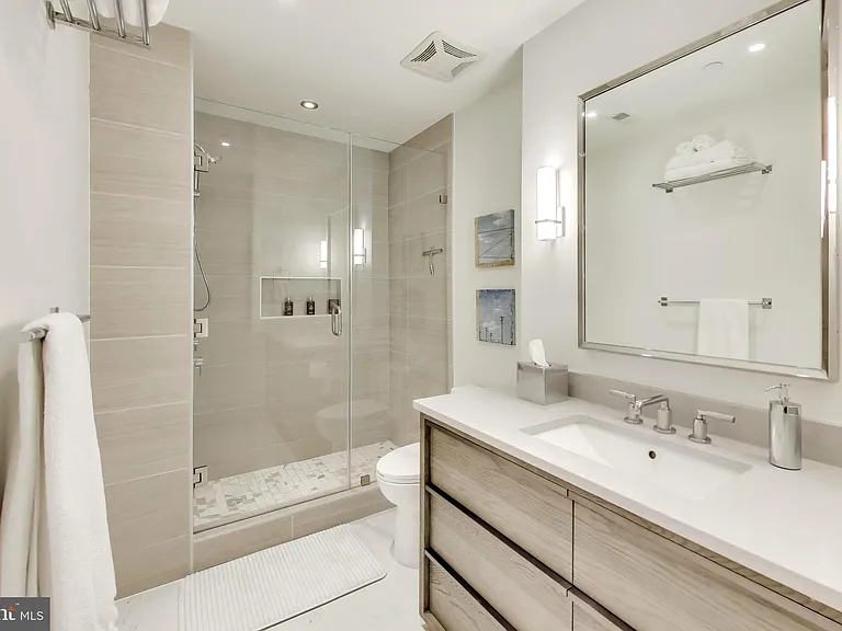 1827 Wiltberger St NW #402 — Photo 14