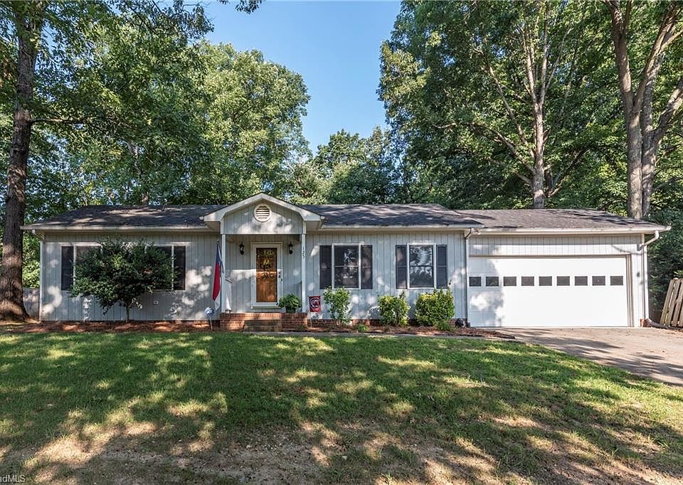 2nd image of 125 Claybon Dr