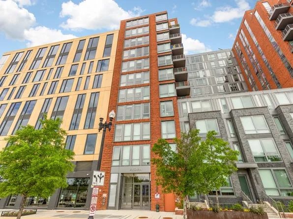 1211 Van St SE APT 608, Washington, DC 20003