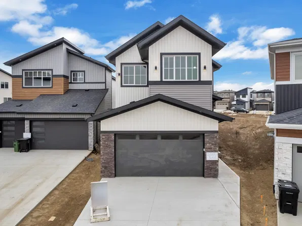 732 31st St NW, Edmonton, AB T6T 2C7