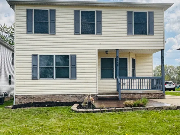 5449 W 54th St, Parma, OH 44129