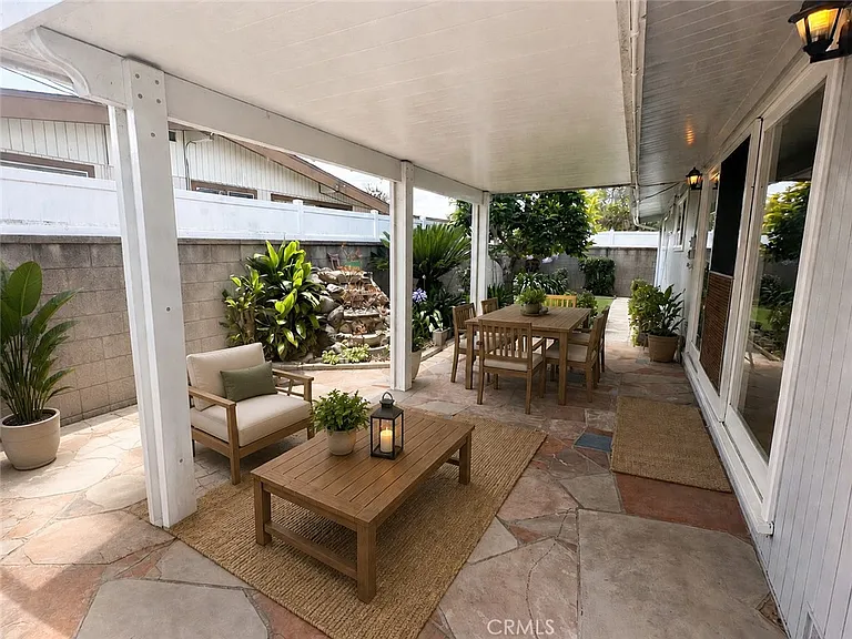 2314 W 165th St — Photo 37