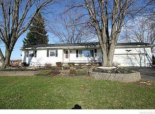 5701 Campbell Blvd, Lockport, NY 14094