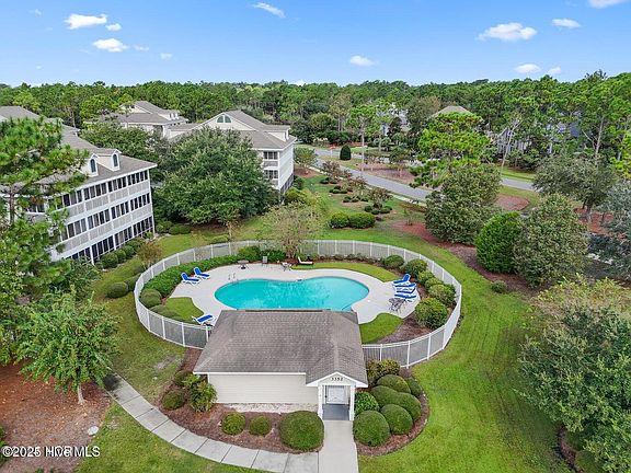 3rd image of 3350 Club Villas Dr #1106A