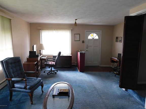 3rd image of 96 Sidney St