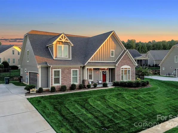 3173 Yosemite Ct, Gastonia, NC 28056