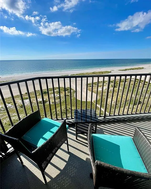 1290 Gulf Blvd #1003