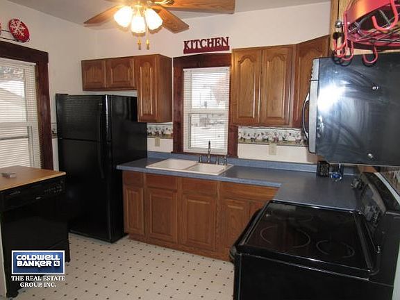 APPLIANCES INCLUDED