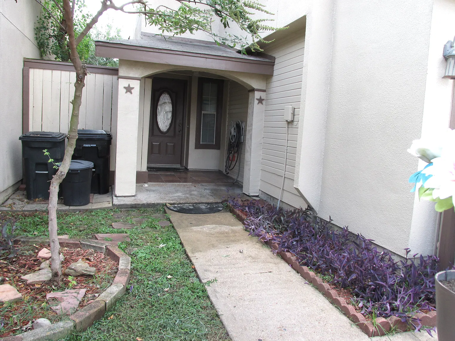 3 bed, 1364 sqft, $1,700 — Photo 3