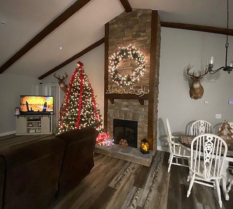 2nd image of 33385 Dixon Rd